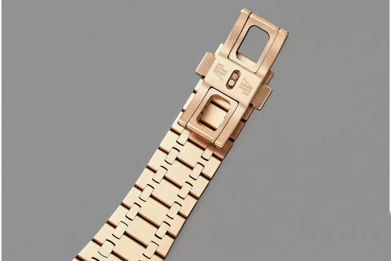 Royal Oak Chrono 26240OR 41mm RG/RG White Dial APS SH4401 Super Clone - Image 13