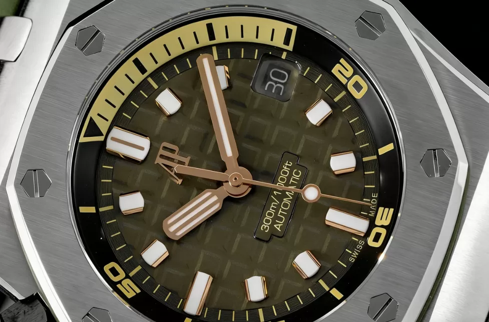 Royal Oak Offshore Diver 15720 42mm SS/RU Green/Stk ZF A4308