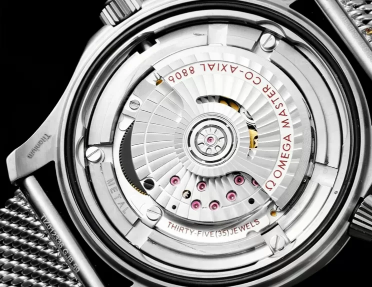 Seamaster 300m No Time To Die 007 TI/SS VSF V4 A8806 - Image 14