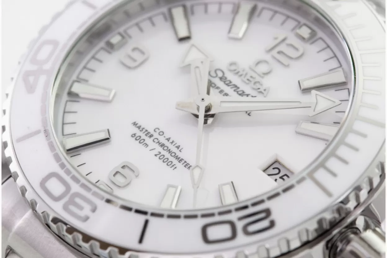 Planet Ocean 600M 39.5mm SS/SS Ladies White Dial VSF A8800 - Image 3