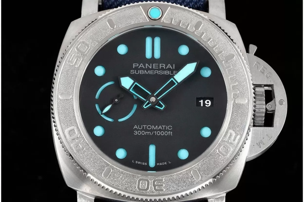 Submersible PAM985 Mike Horn 47mm TI/NY Black Dial VSF P9010 - Image 2