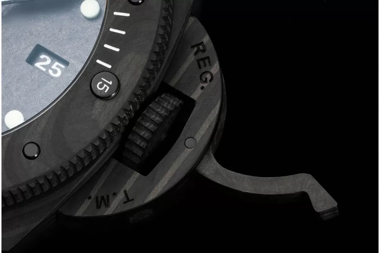Submersible PAM979 47mm Carbon/RU Carbon Dial VSF P9010 - Image 9