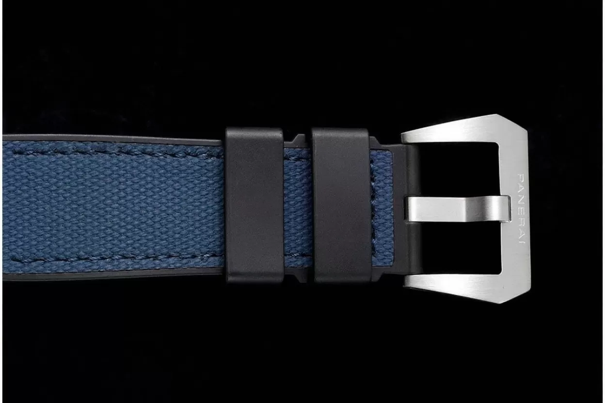 Submersible PAM1391 Luna Rossa 44mm SS/RU Blue Dial VSF P900 - Image 17