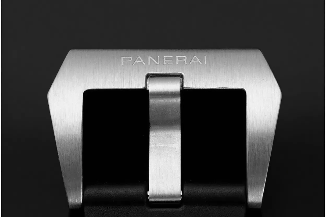 Submersible PAM1565 Luna Rossa 42mm SS/RU Blue Dial VSF P900 - Image 19