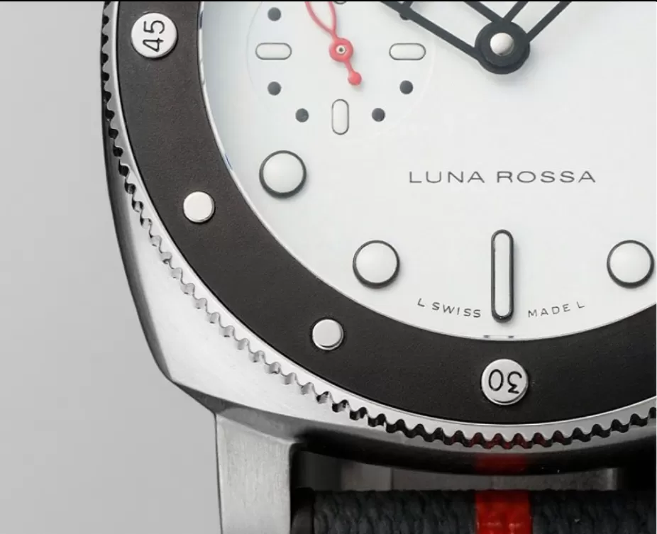 Submersible PAM1579 Luna Rossa 42mm SS/RU White Dial VSF P900 - Image 5