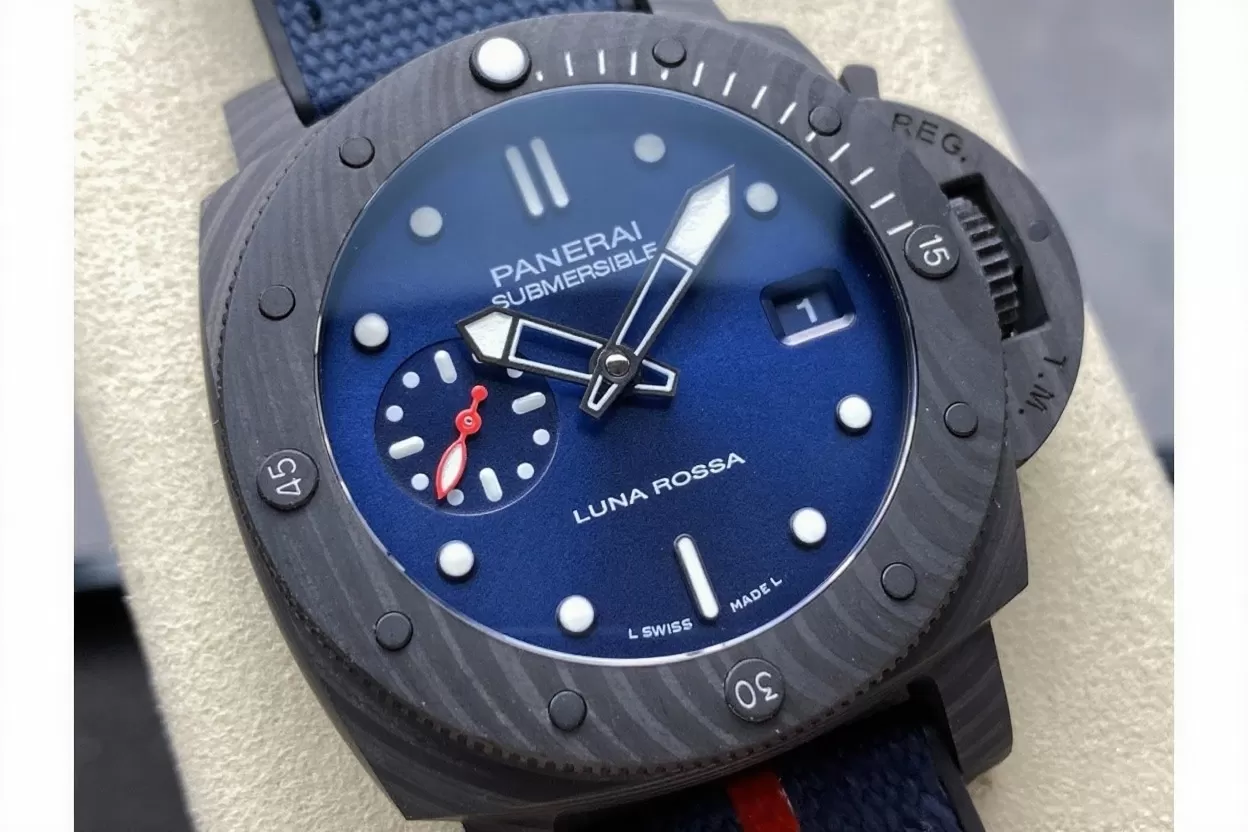 Submersible PAM1563 42mm Carbon/NY Blue Dial VSF P900 - Image 3